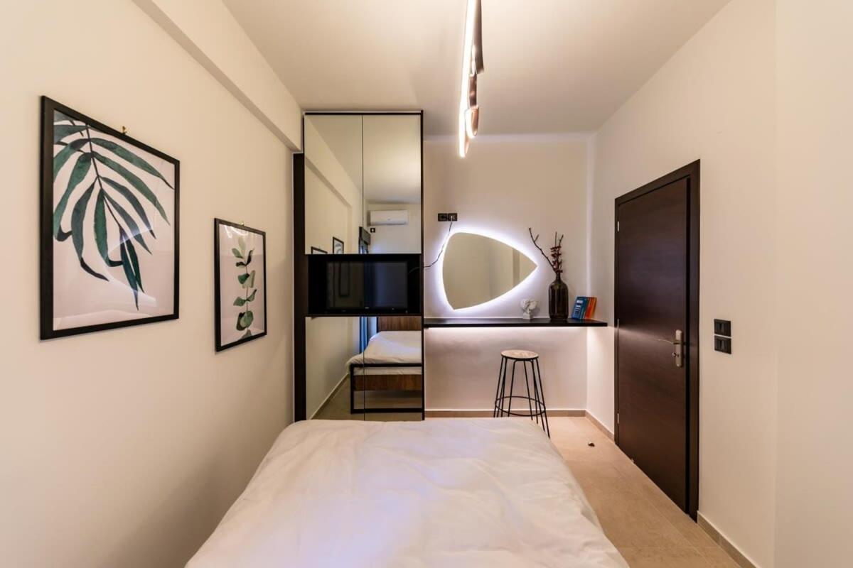 Beautiful Elegant Apartment Next To Monastiraki Athen Eksteriør bilde