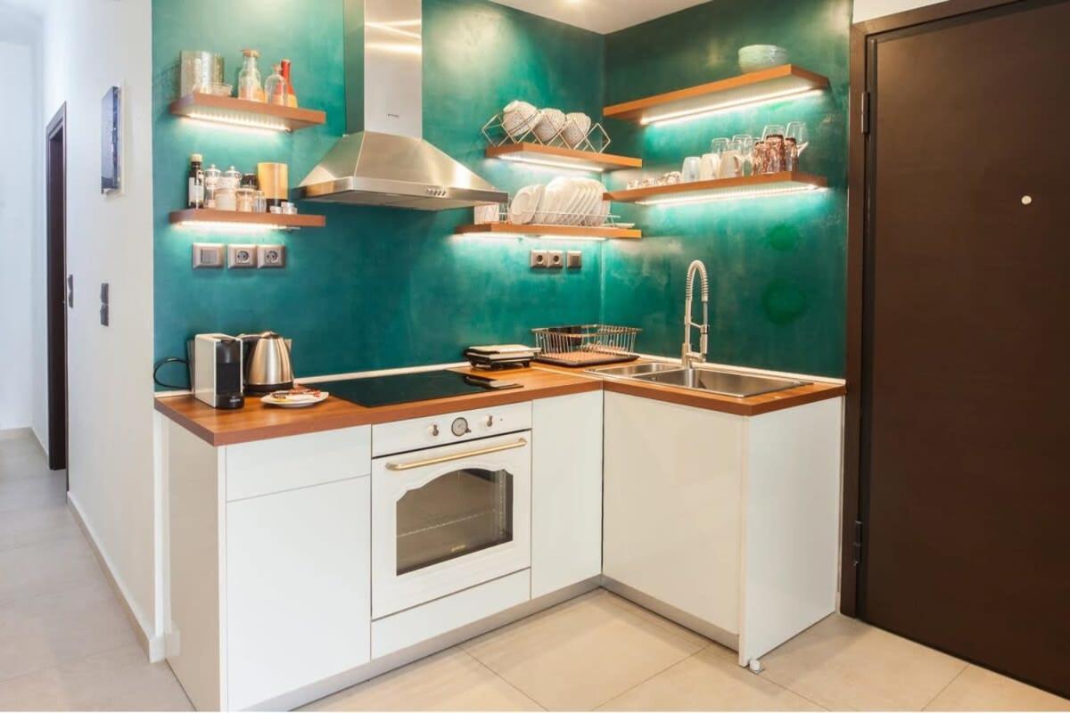 Beautiful Elegant Apartment Next To Monastiraki Athen Eksteriør bilde