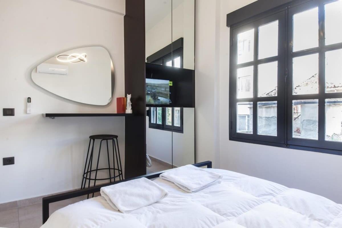 Beautiful Elegant Apartment Next To Monastiraki Athen Eksteriør bilde