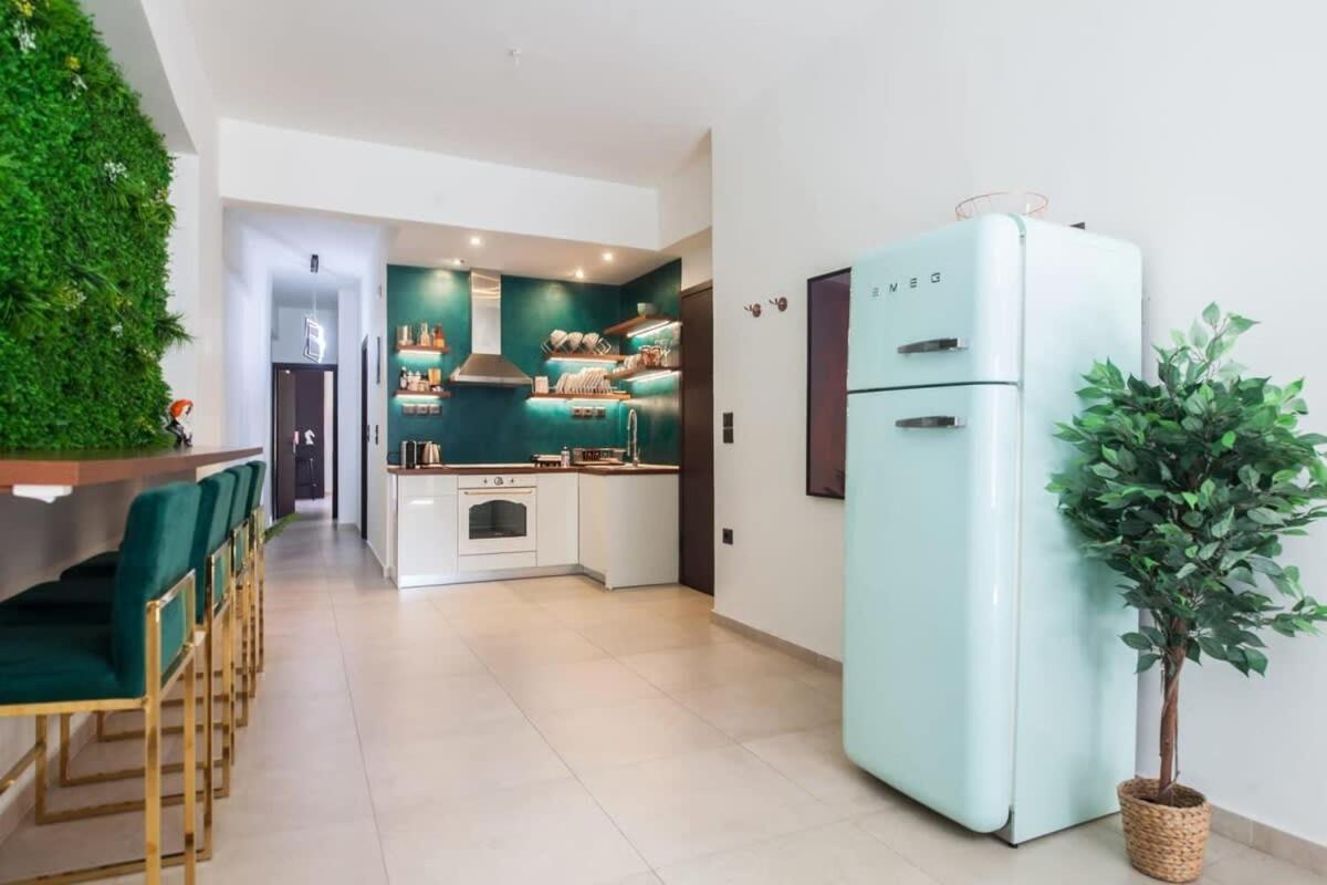 Beautiful Elegant Apartment Next To Monastiraki Athen Eksteriør bilde