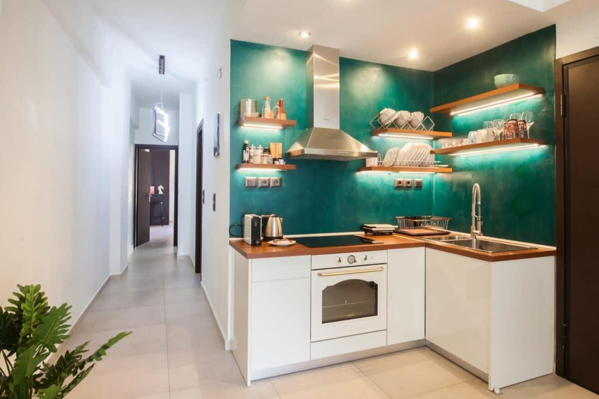 Beautiful Elegant Apartment Next To Monastiraki Athen Eksteriør bilde